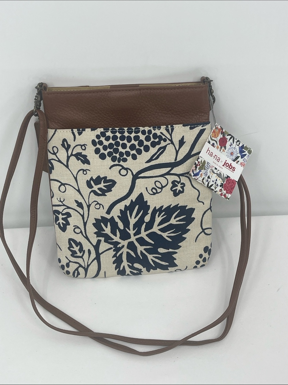 HA-NA JIYUGAOKA Navy Botanical Crossbody Bag with Brown Trim NWT